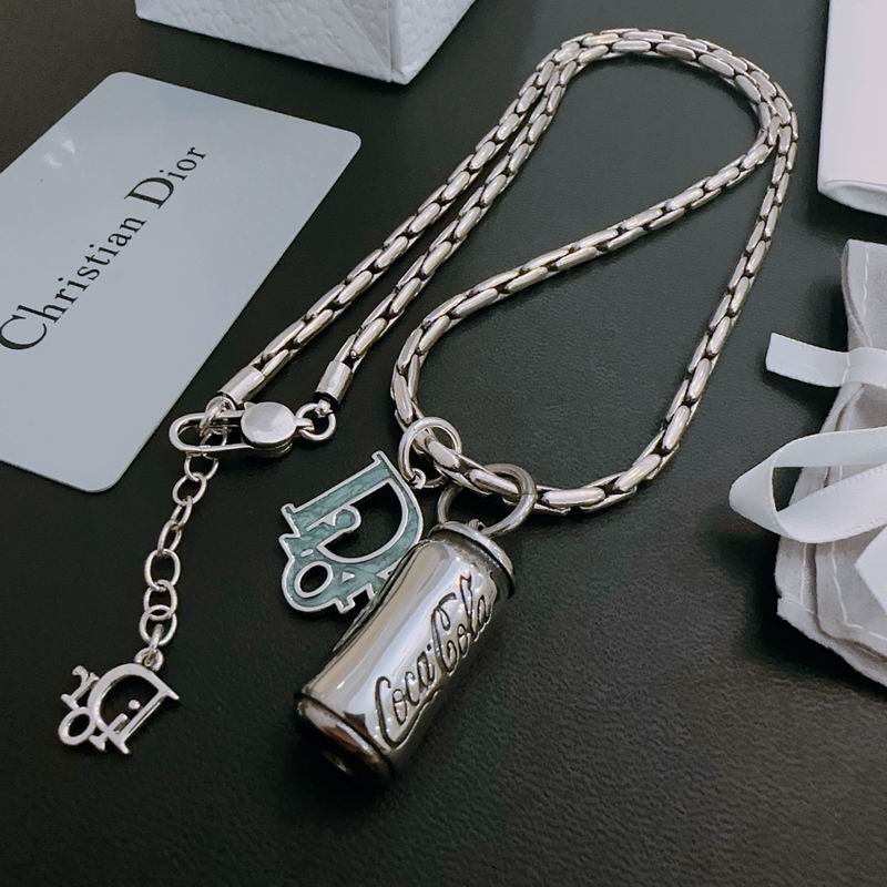 Dior Necklace 05lyr341 (1)
